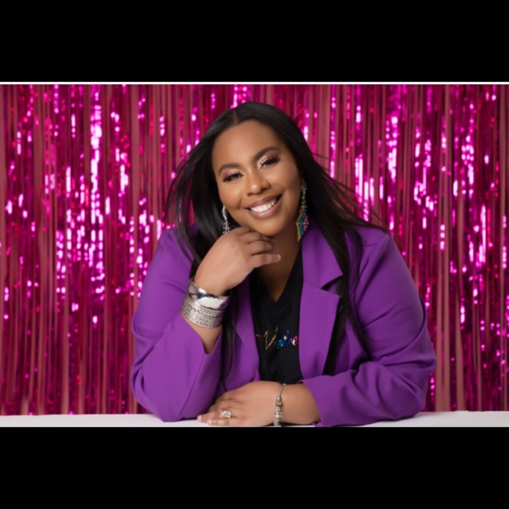 Meet your Posher, Ella